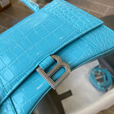 Ziva's Charm handbag – close-up view (one versatile size)