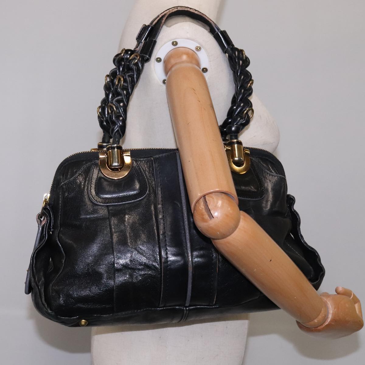 Soravantix elegant leather Handbag top view