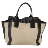 Belvaresque elegant leather Handbag close-up detail
