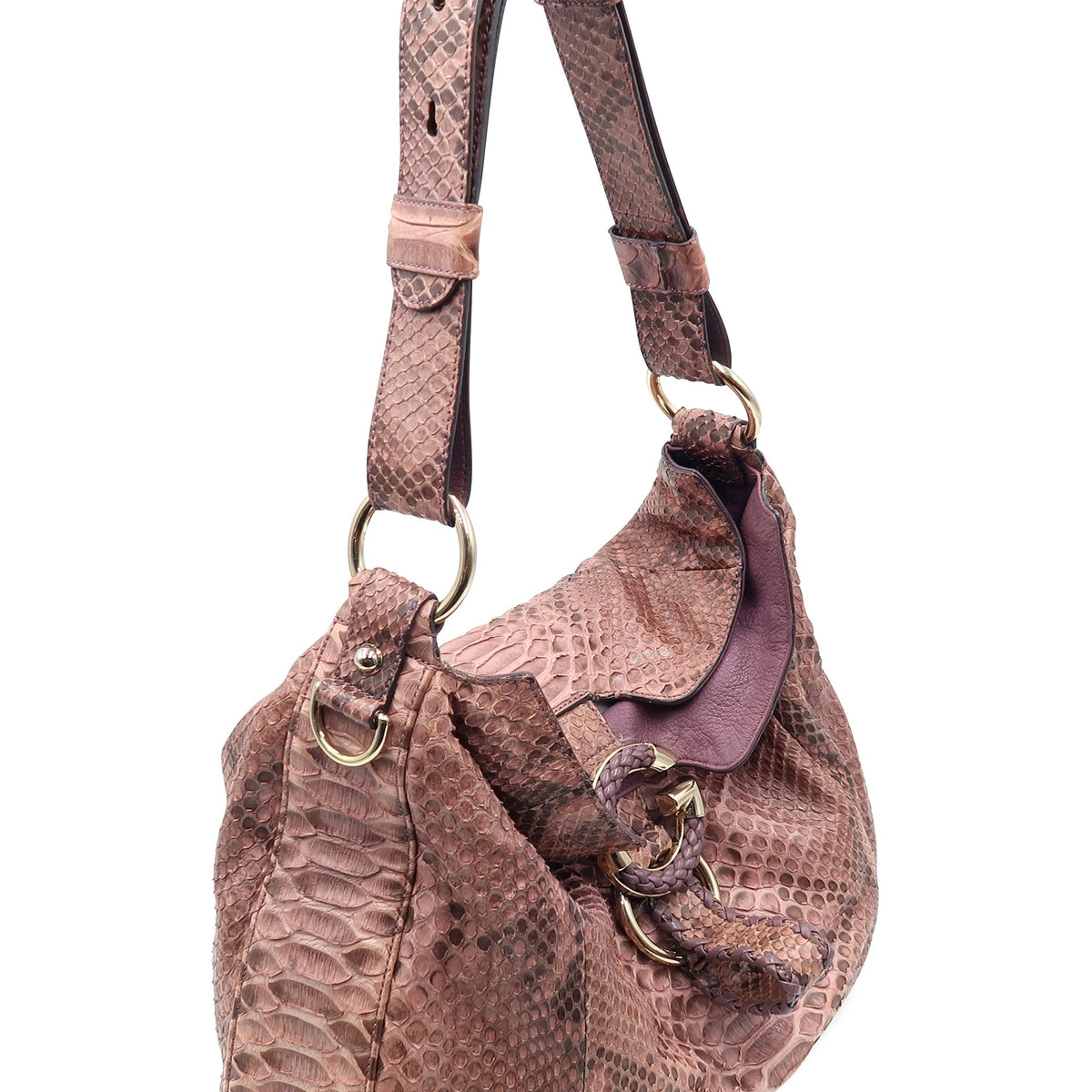 G premium bags detail and craftsmanship close-up