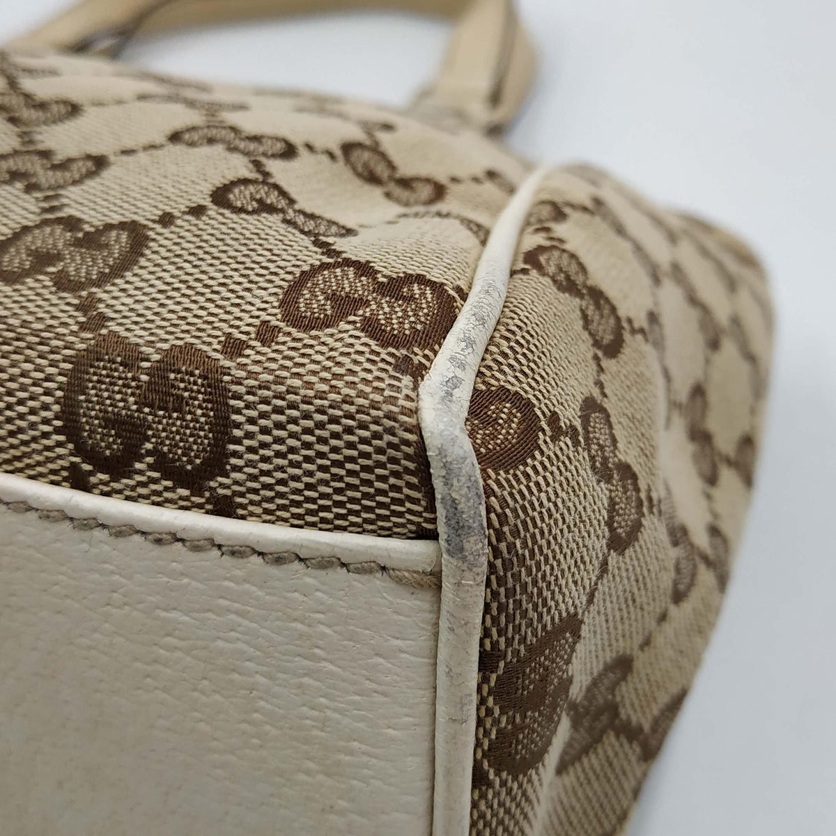 GG premium bags detail and craftsmanship close-up