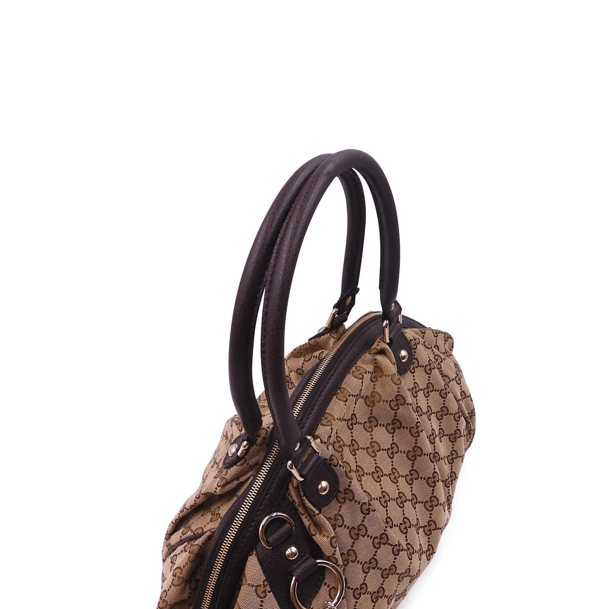 Close-up of GG bags hardware and fine stitching