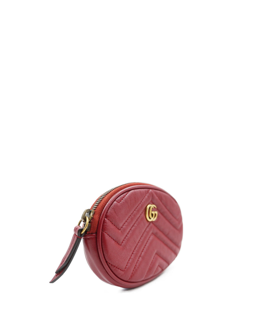 Close-up of GG bags hardware and fine stitching
