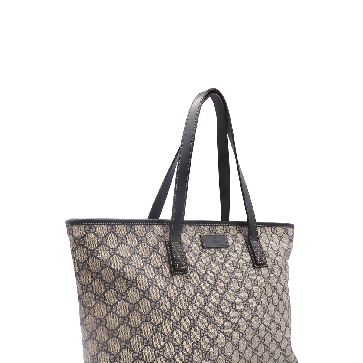 Close-up of GG bags hardware and fine stitching