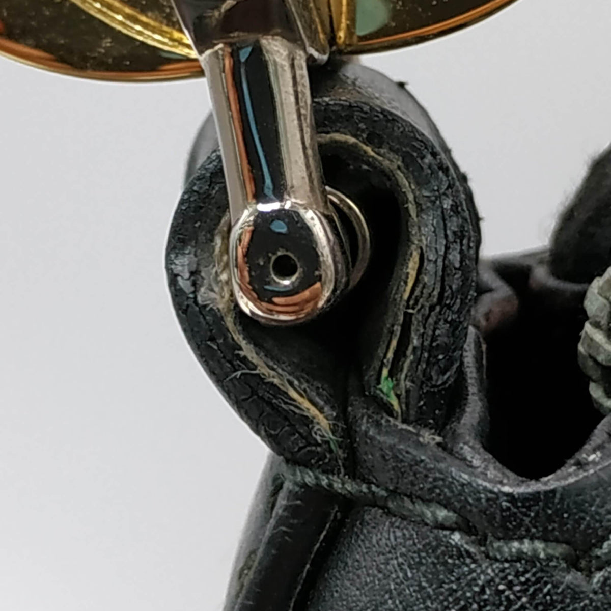 Close-up of Gucci bags hardware and fine stitching