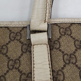 Medium premium bags detail and craftsmanship close-up