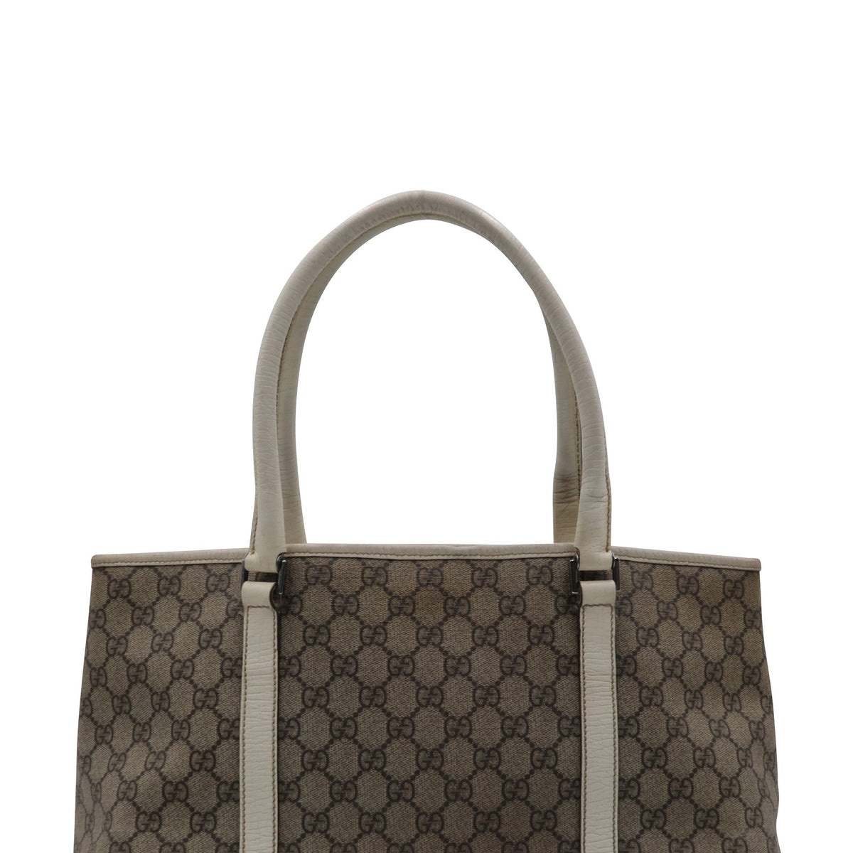 Close-up of Medium bags hardware and fine stitching