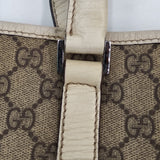 Medium bags lifestyle shot premium designer piece