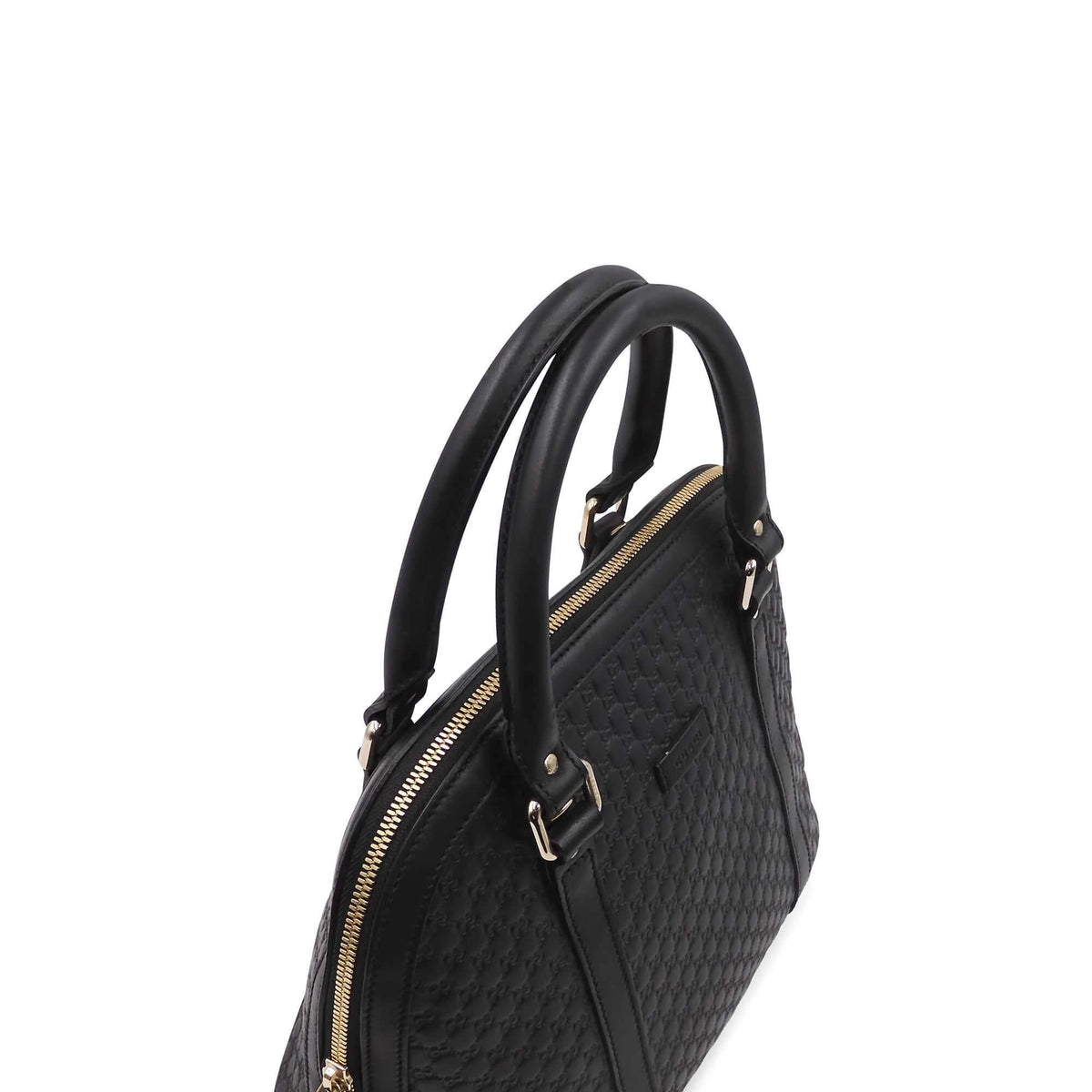 Close-up of Gucci bags hardware and fine stitching