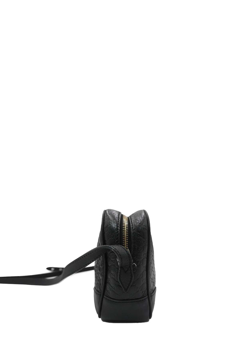 Close-up of Gucci bags hardware and fine stitching