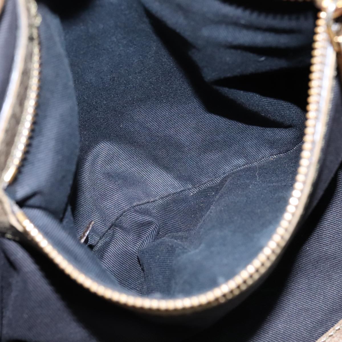 Auremonde elegant leather Handbag top view