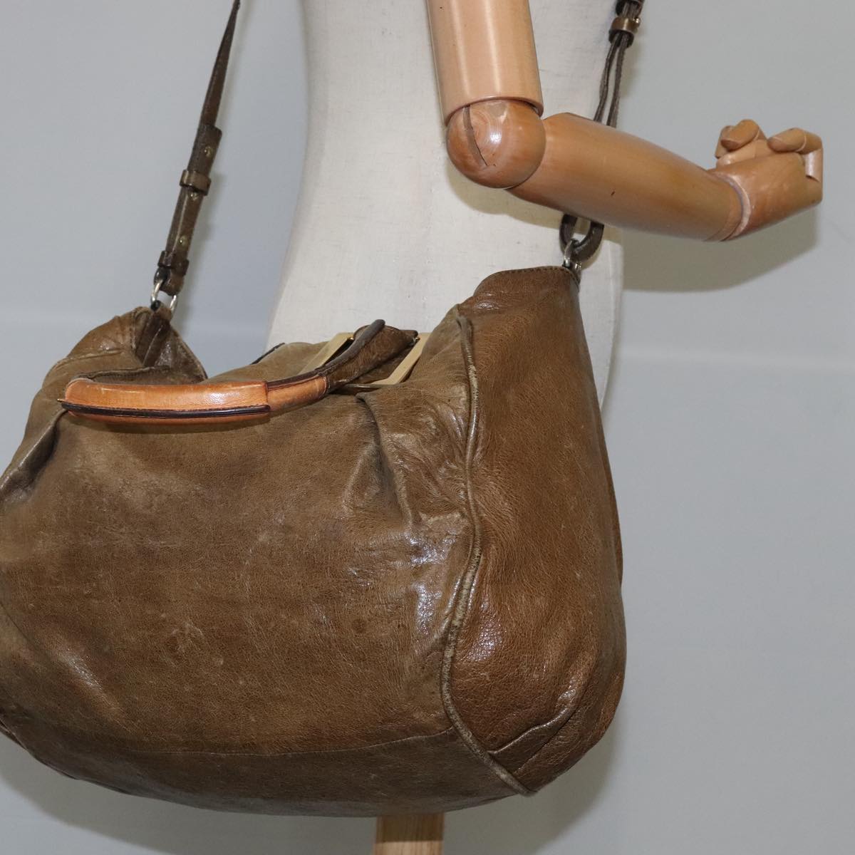 Auremonde elegant leather Handbag top view