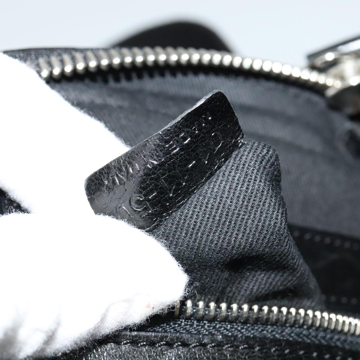 Chloe authentic luxury belt bag Black leather craftsmanship