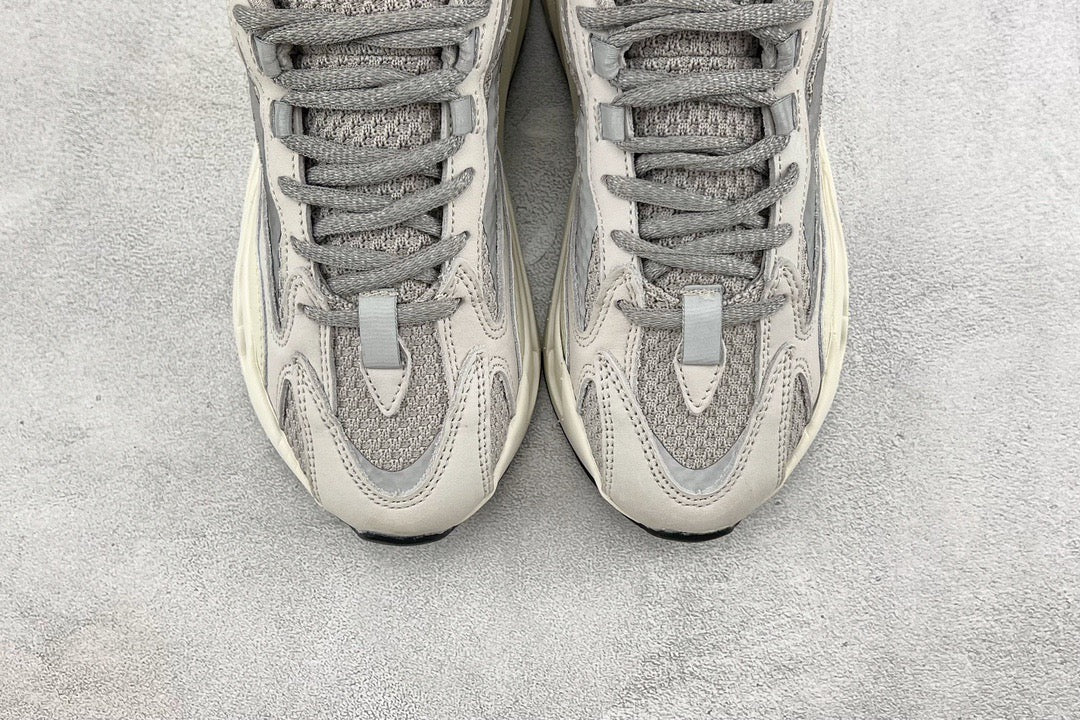 YEEZY Shoes? Yeezy Boost 700 Premium Designer Casual Shoes