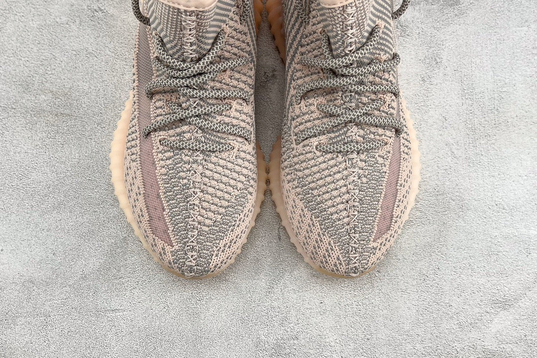 YEEZY Shoes? Yeezy Boost 350 V2 Comfortable Everyday Designer Shoes