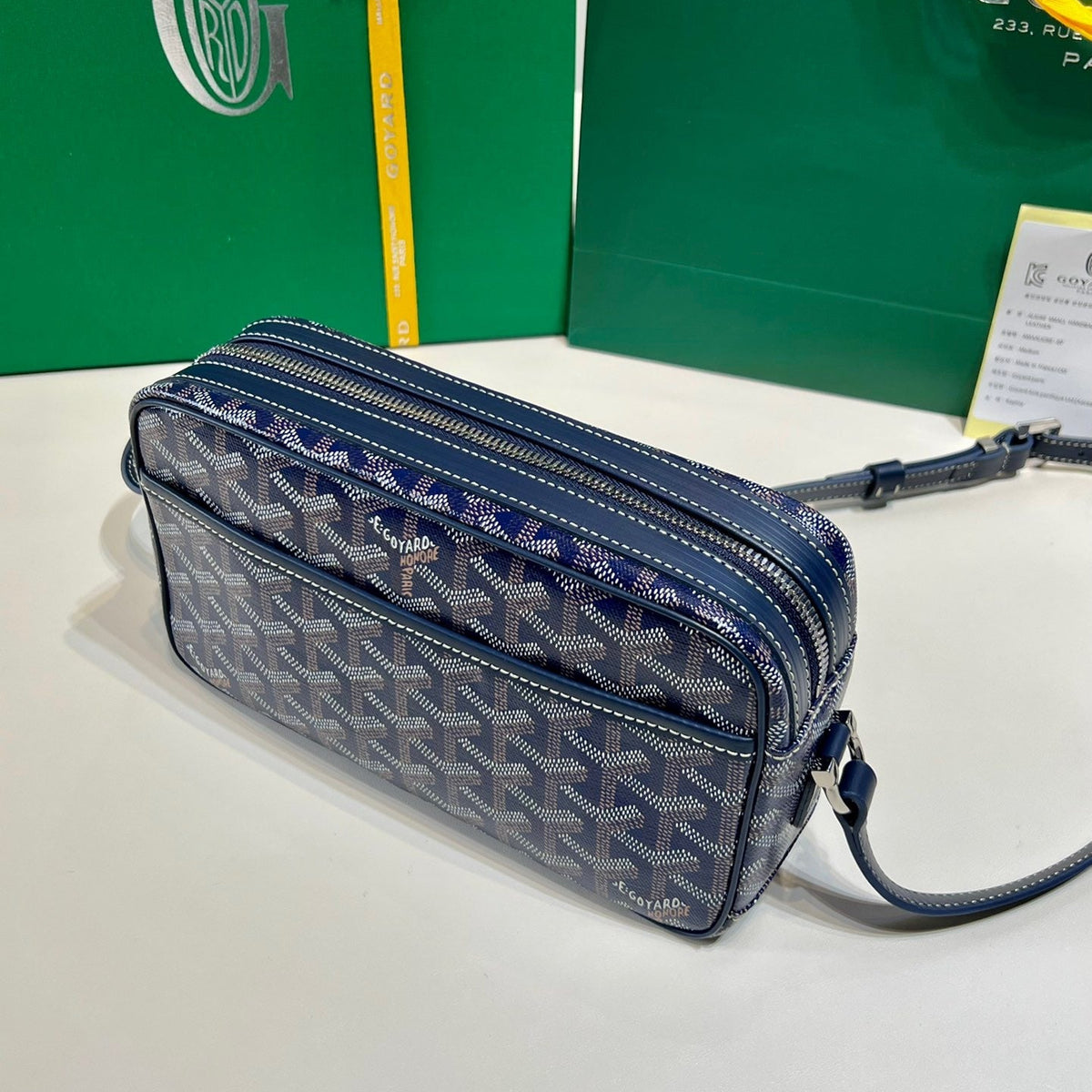 Wallets? Goya Cap Vert Bag Elegant Everyday Leather Wallet
