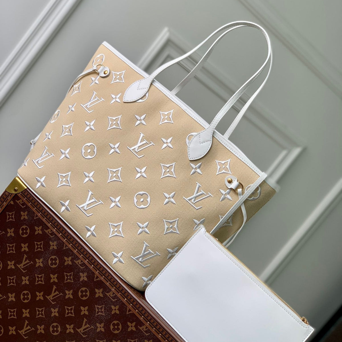 Louis Vuitton Wallets? Louis Vuitton Lou Neverfull Mm Bag Elegant Everyday Leather Wallet