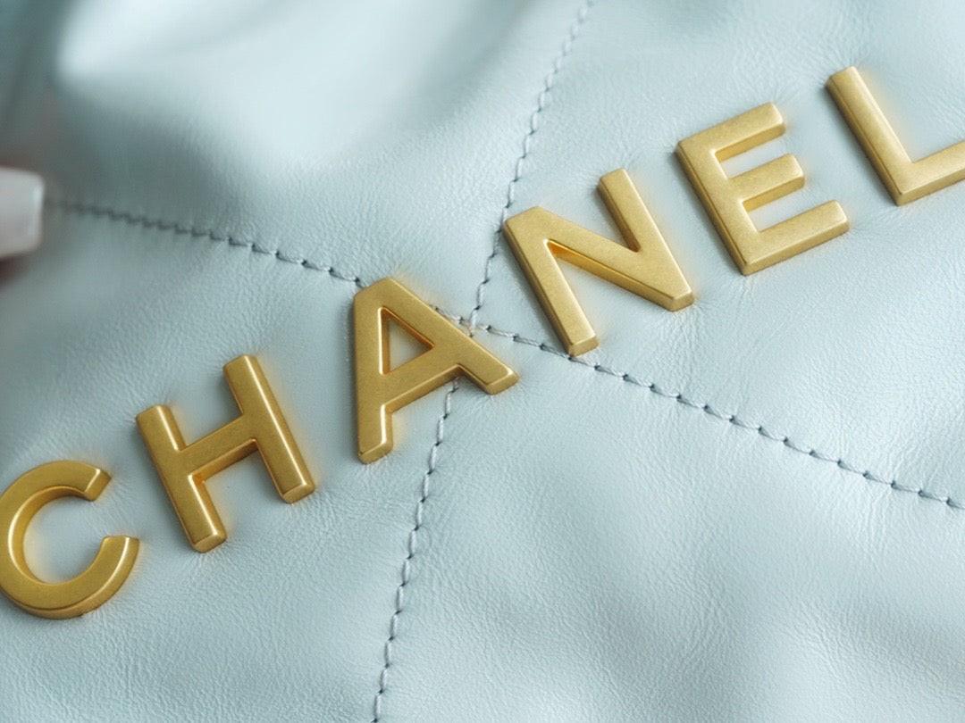 Chanel Wallets? Chanel 22 Bag Compact Luxury Card Wallet