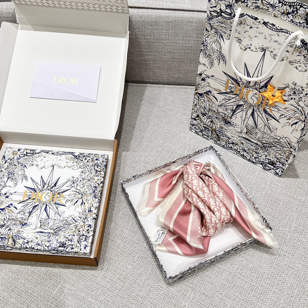 Dior Accessories? Dior Scarve Luxury Designer Fashion Accessory