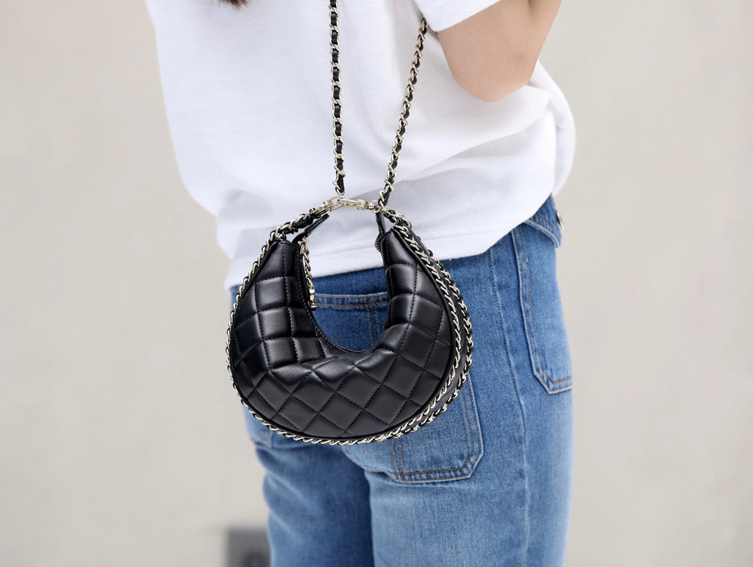 Chanel Wallets? Chanel 23P Bag Elegant Everyday Leather Wallet