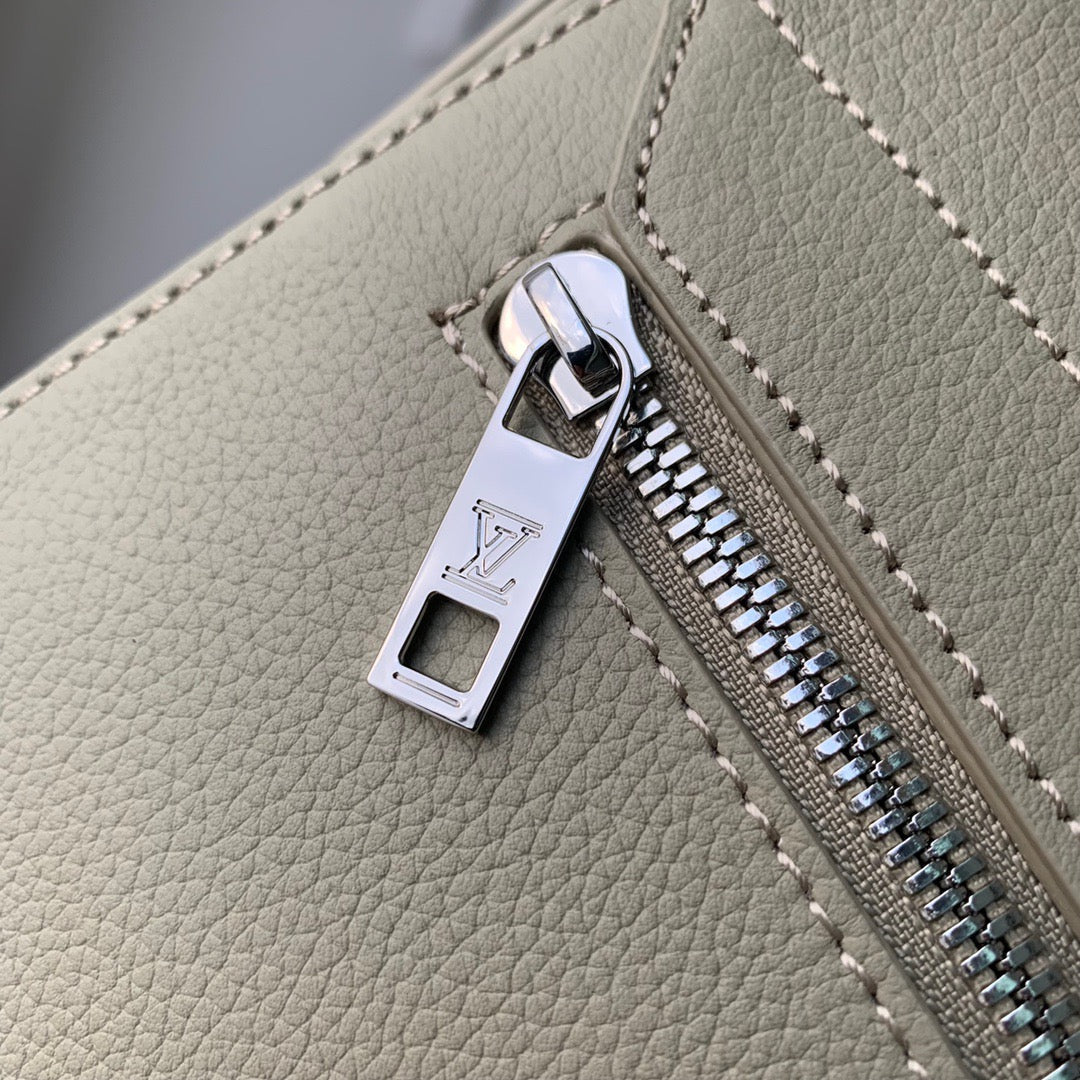 Louis Vuitton Wallets? Louis Vuitton Lou Takeoff Messenger Bag Compact Luxury Card Wallet