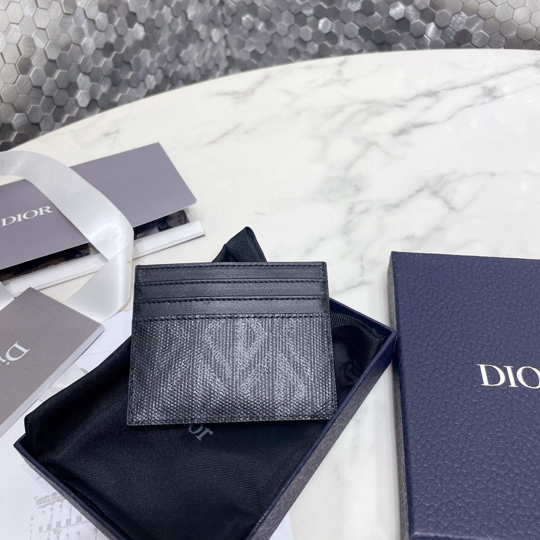 Dior Wallets? Dior Card Holder Elegant Everyday Leather Wallet