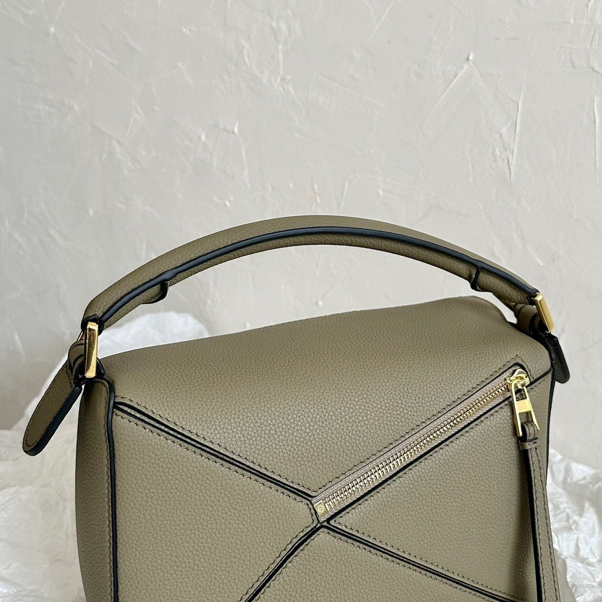 Wallets? Loew Small Puzzle Edge Bag Elegant Everyday Leather Wallet