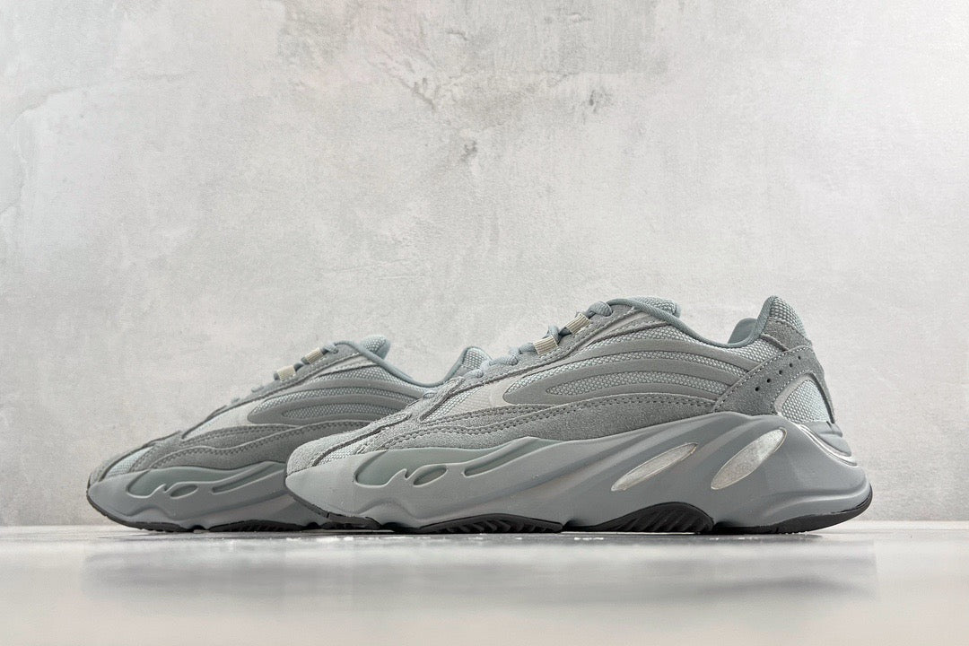 YEEZY Shoes? Yeezy Boost 700 Premium Designer Casual Shoes