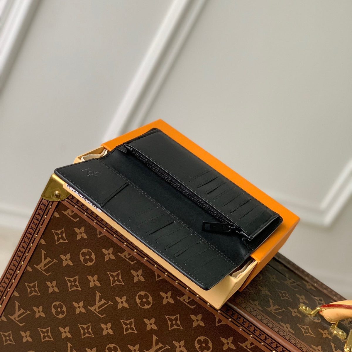Louis Vuitton Wallets? Louis Vuitton Lou Aerogram Brazza Wallet Premium Leather Designer Wallet