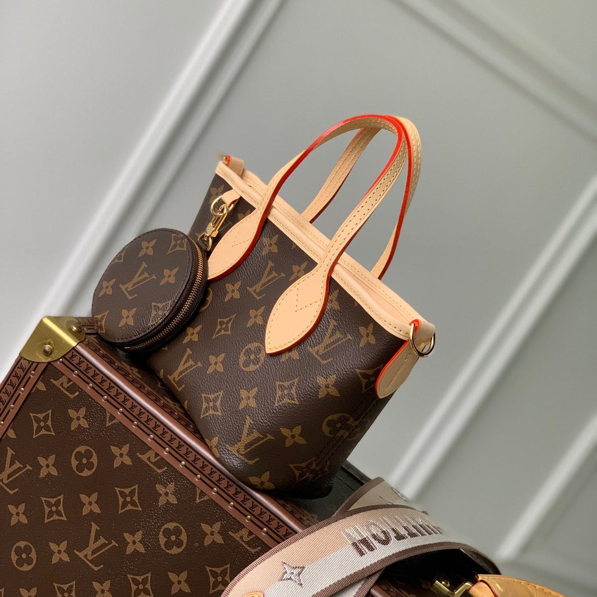 Louis Vuitton Wallets? Louis Vuitton Lou Neverfull Bb Bag Premium Leather Designer Wallet