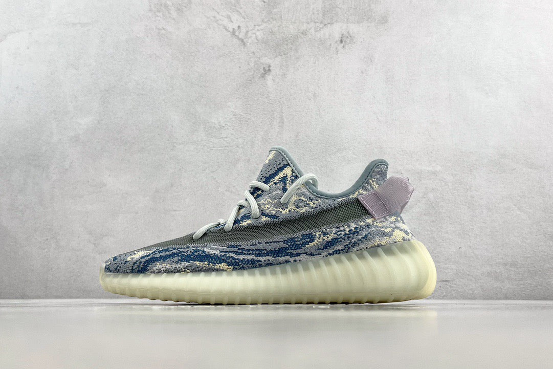 YEEZY Shoes? Yeezy Boost 350 V2 Comfortable Everyday Designer Shoes