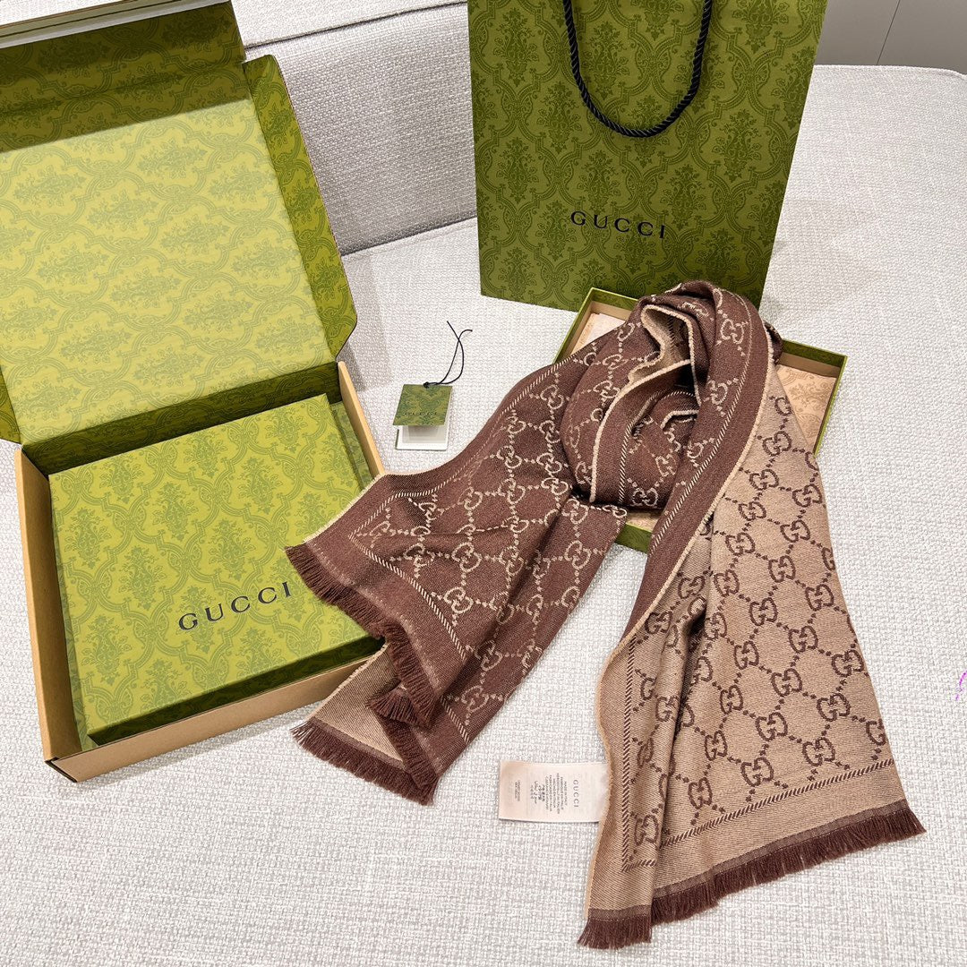 Gucci Accessories? Gucci Scarve Luxury Designer Fashion Accessory