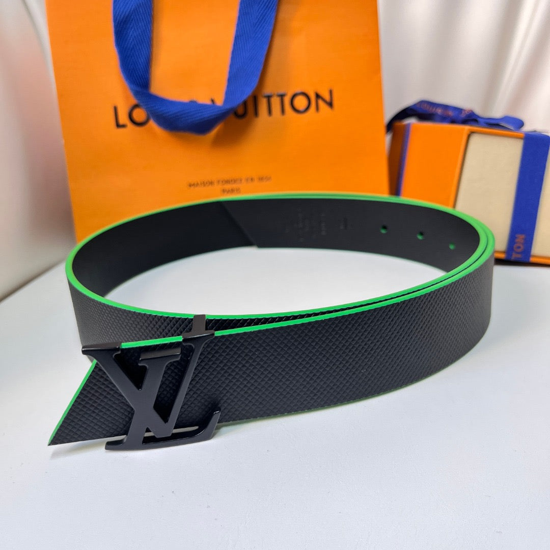 Louis Vuitton Belts? Louis Vuitton Lou Belt Classic Everyday Designer Belt