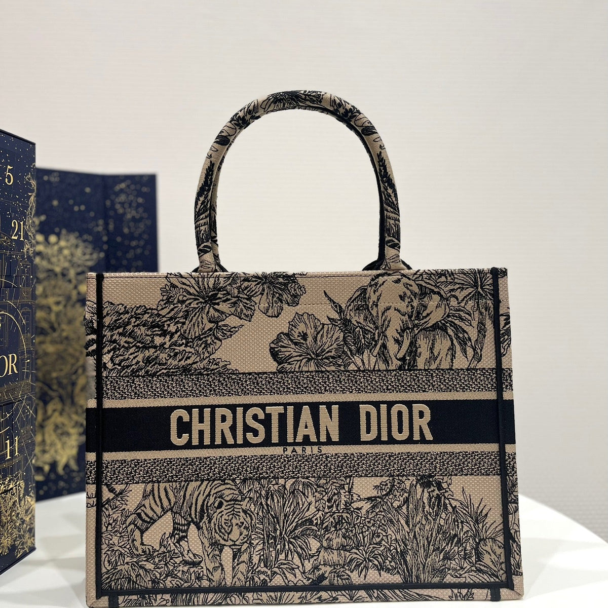 Dior Wallets? Dior Medium Book Tote Bag Compact Luxury Card Wallet