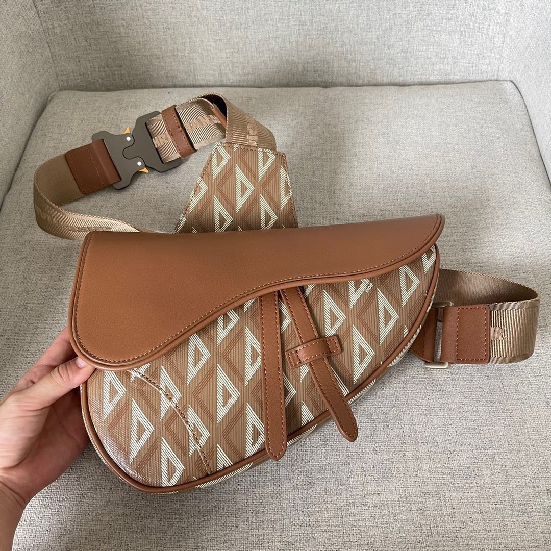 Dior Wallets? Dior Saddle Bag Elegant Everyday Leather Wallet