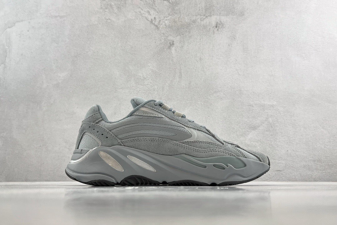 YEEZY Shoes? Yeezy Boost 700 Premium Designer Casual Shoes