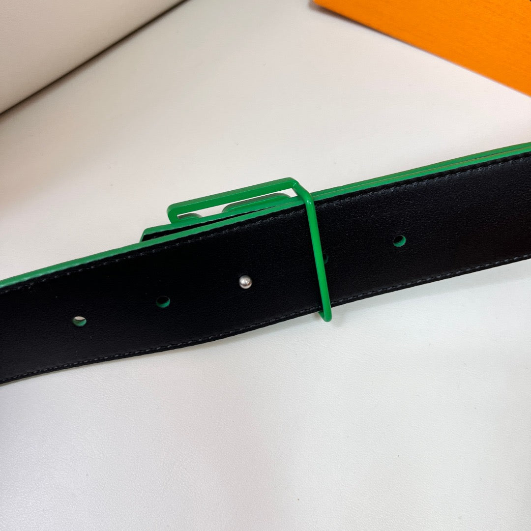 Louis Vuitton Belts? Louis Vuitton Lou Belt Classic Everyday Designer Belt