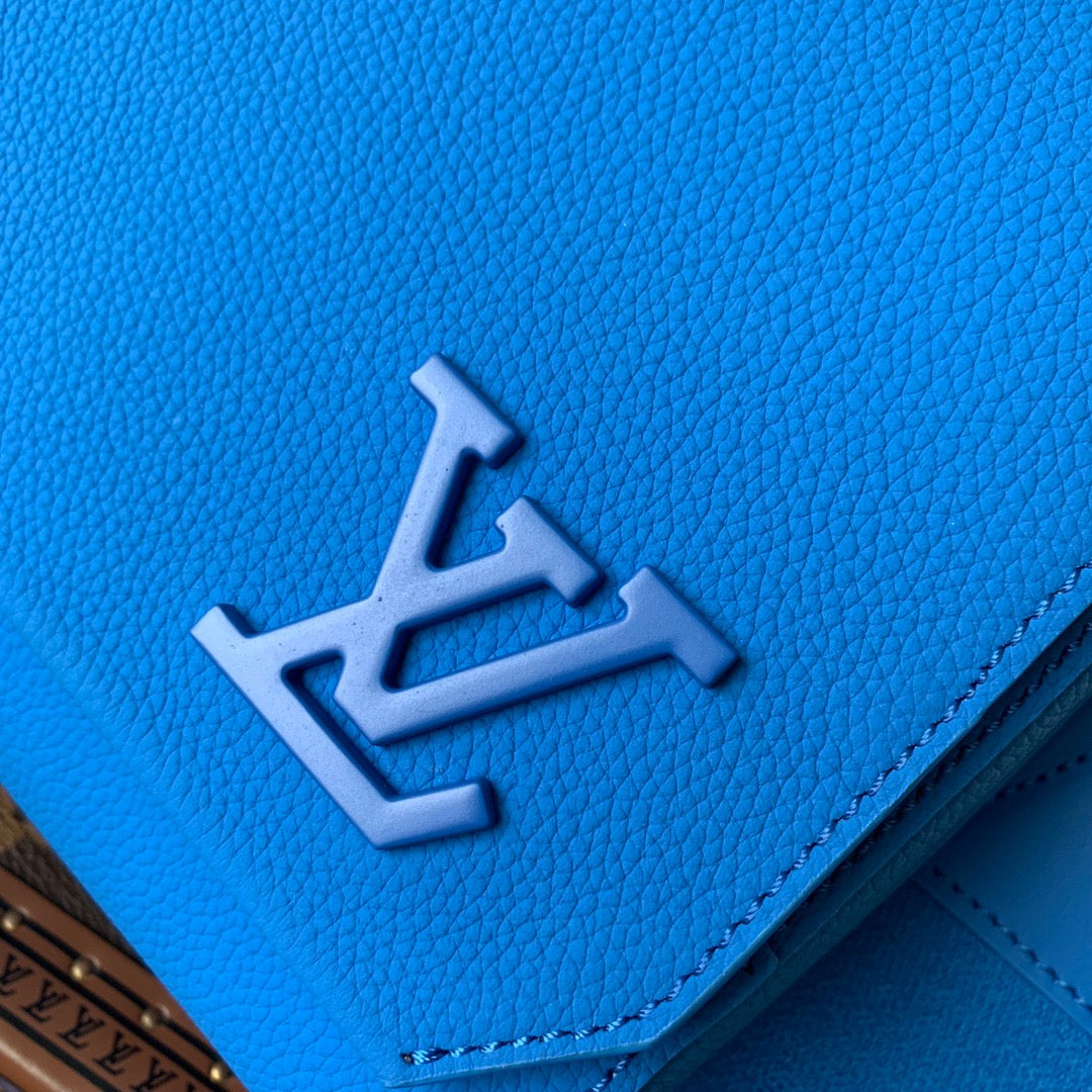 Louis Vuitton Wallets? Louis Vuitton Lou Takeoff Messenger Bag Compact Luxury Card Wallet