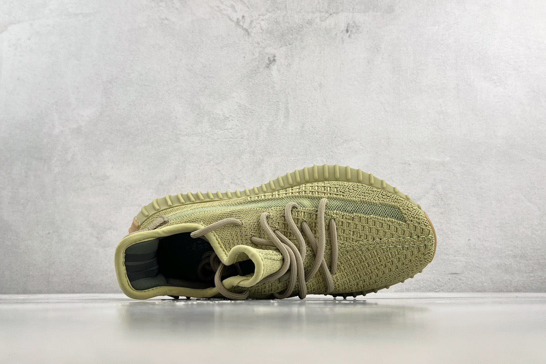 YEEZY Shoes? Yeezy Boost 350 V2 Luxury Lifestyle Designer Footwear