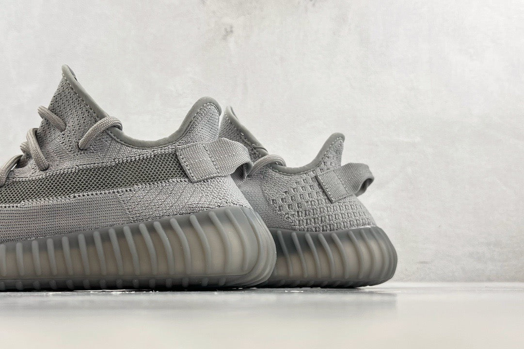YEEZY Shoes? Yeezy Boost 350 V2 Luxury Lifestyle Designer Footwear