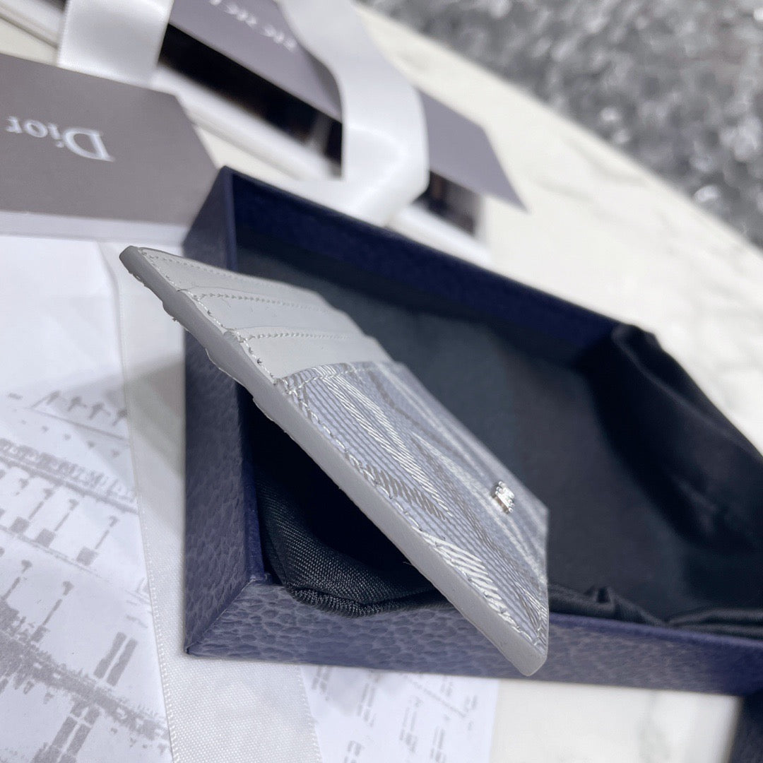 Dior Wallets? Dior Card Holder Elegant Everyday Leather Wallet