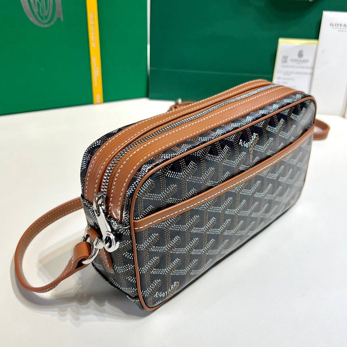 Wallets? Goya Cap Vert Bag Compact Luxury Card Wallet