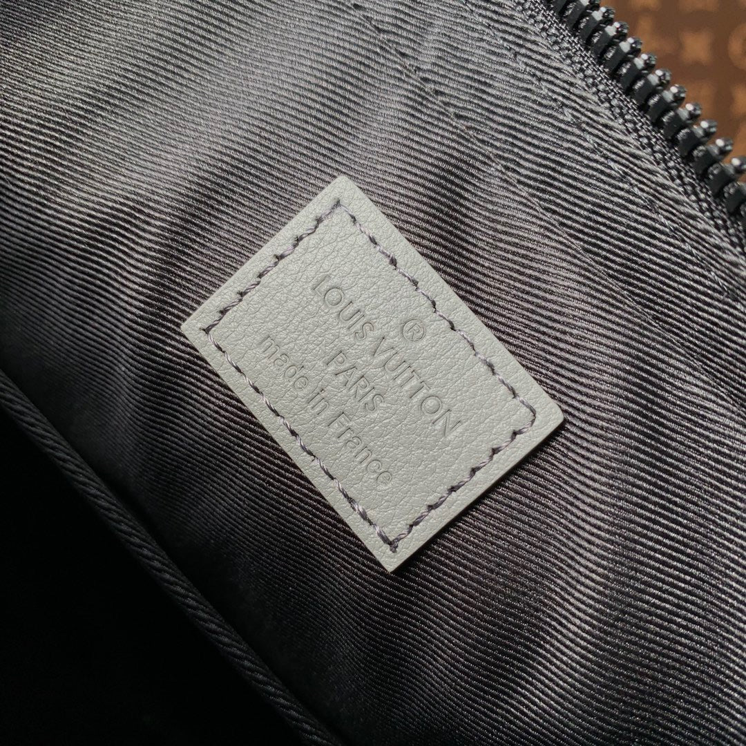 Louis Vuitton Wallets? Louis Vuitton Lou Trio Messenger Bag Premium Leather Designer Wallet