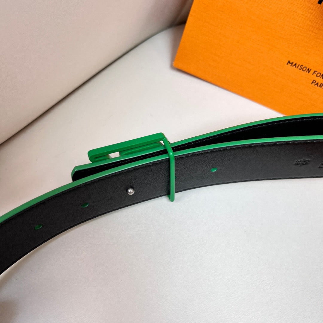 Louis Vuitton Belts? Louis Vuitton Lou Belt Classic Everyday Designer Belt