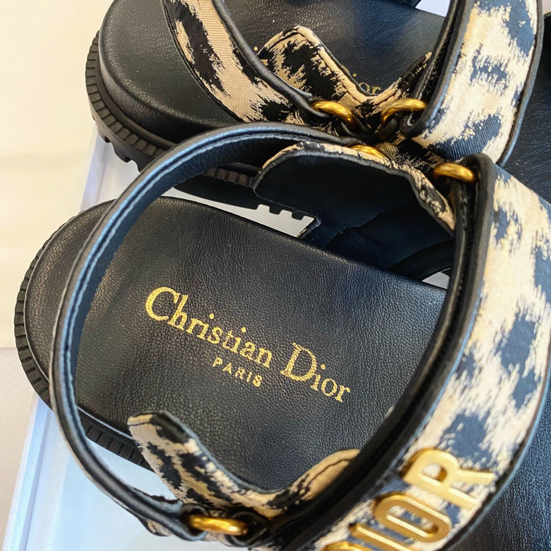Dior Shoes? Dior Sandals Premium Designer Casual Shoes