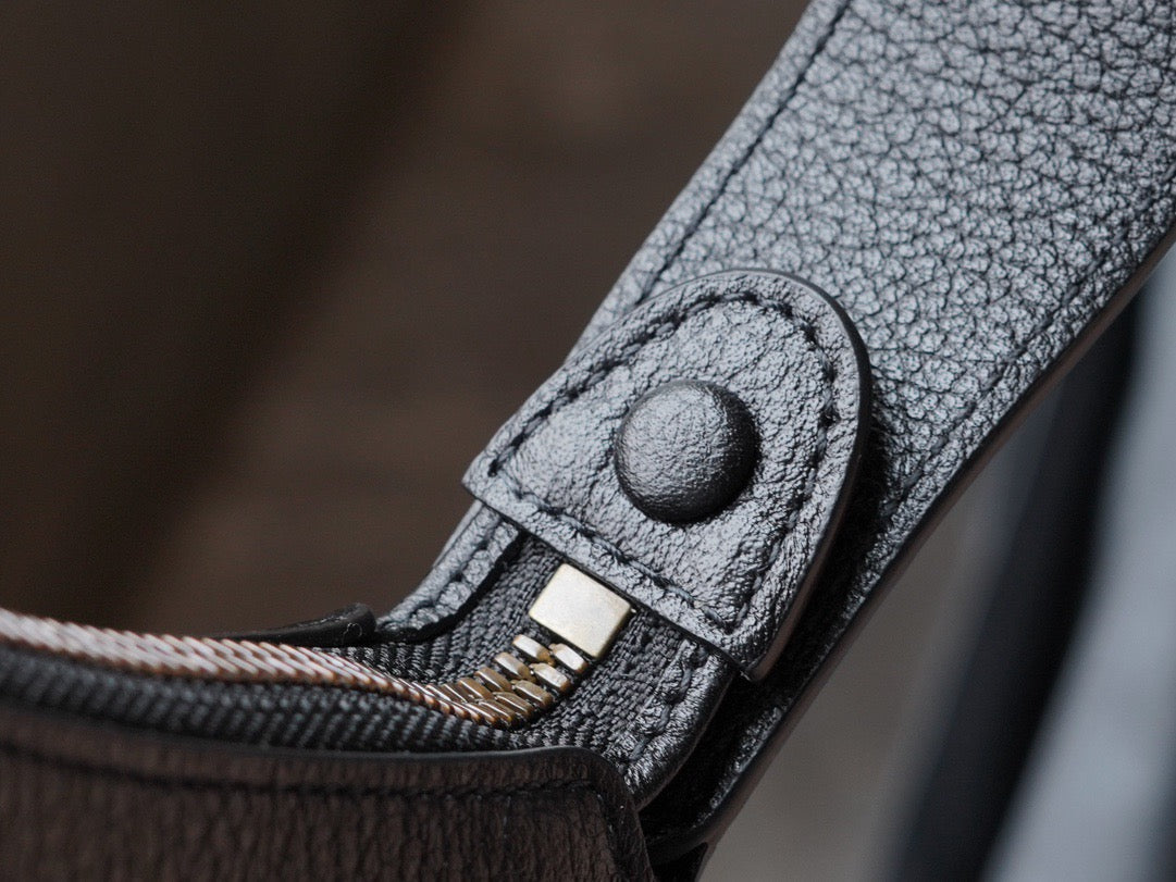 Gucci Wallets? Gucci Aphrodite Mini Shoulder Bag Premium Leather Designer Wallet