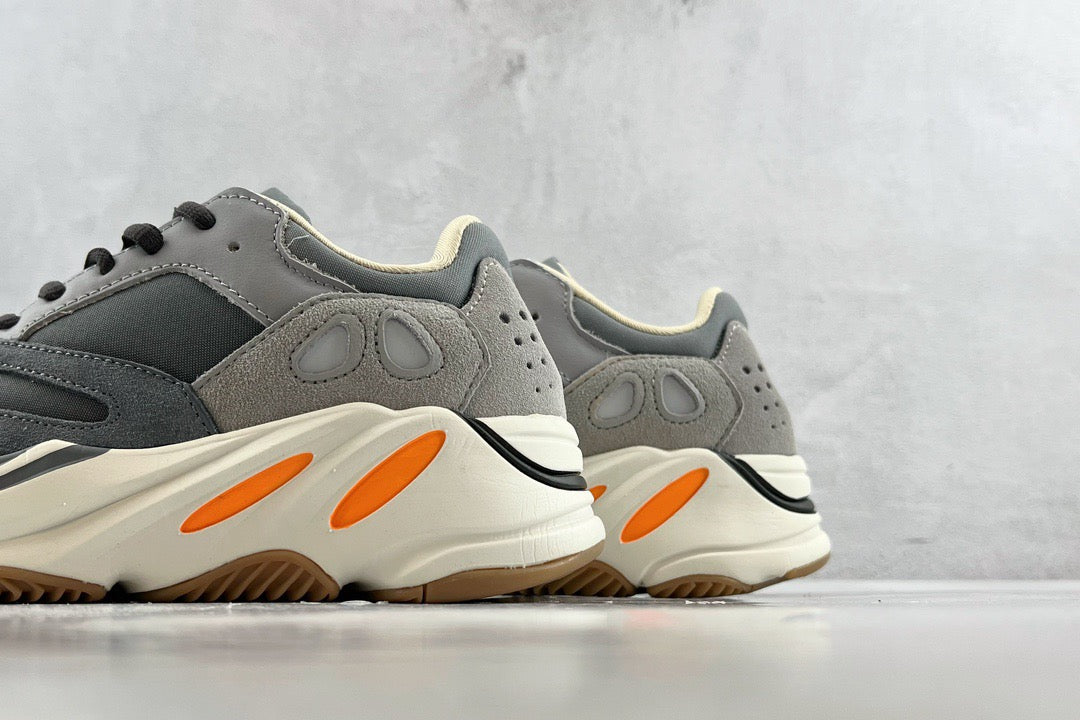 YEEZY Shoes? Yeezy Boost 700 Premium Designer Casual Shoes