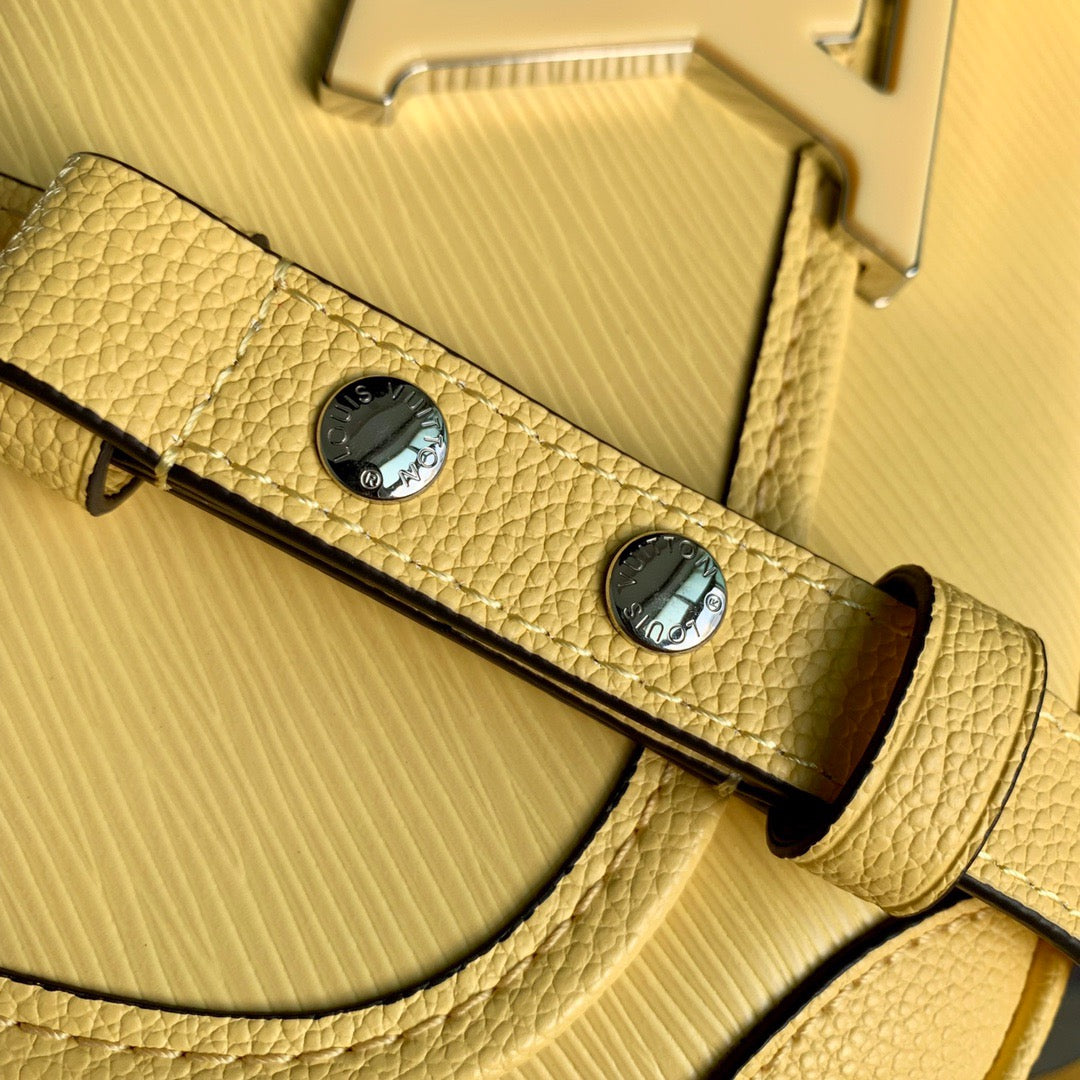 Louis Vuitton Wallets? Louis Vuitton Lou Buci Bag Elegant Everyday Leather Wallet