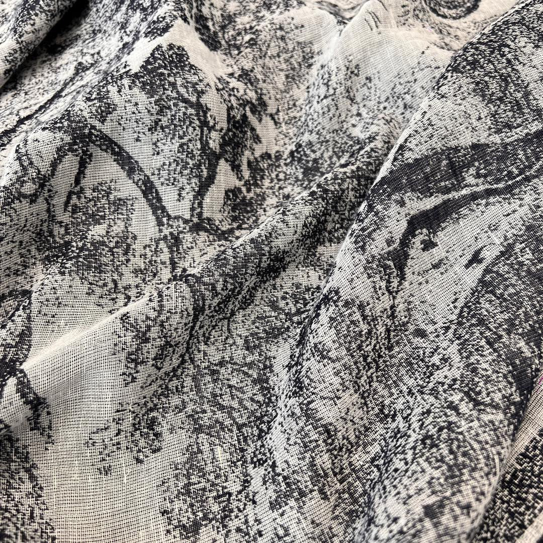 Dior Accessories? Dior Scarve Premium Everyday Designer Accessory
