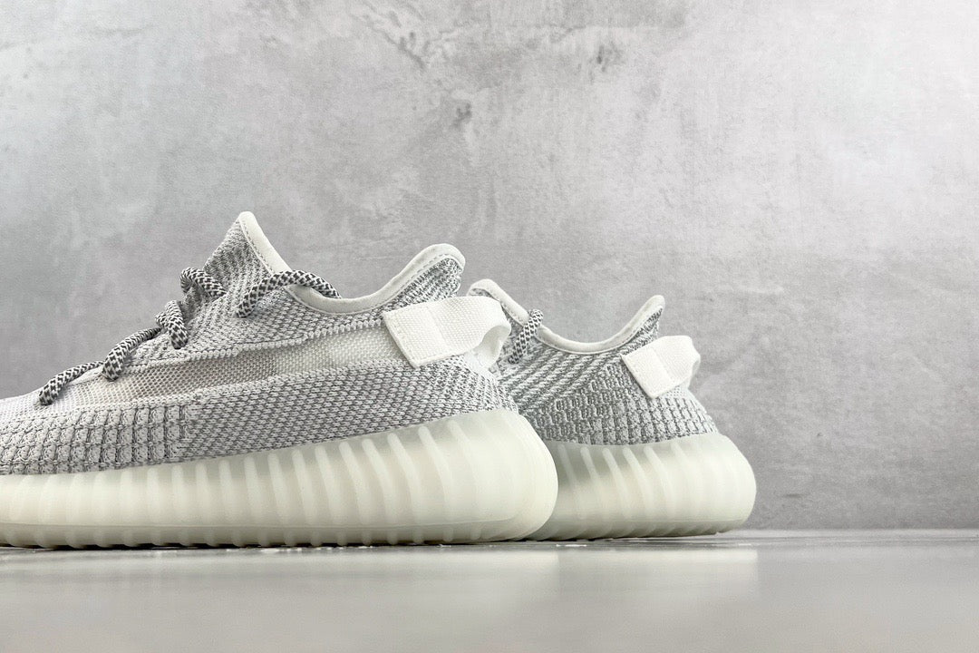 YEEZY Shoes? Yeezy Boost 350 V2 Luxury Lifestyle Designer Footwear